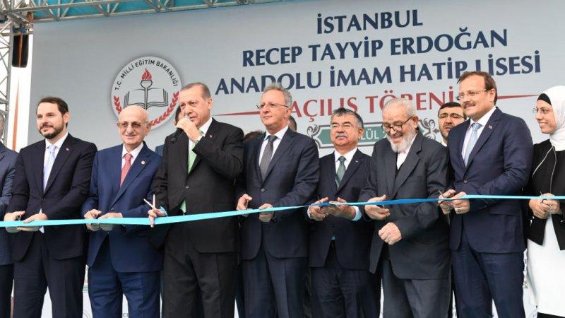 İstanbul Recep Tayyip Erdoğan Anadolu İmam Hatip Lisesinin açılışı yapıldı